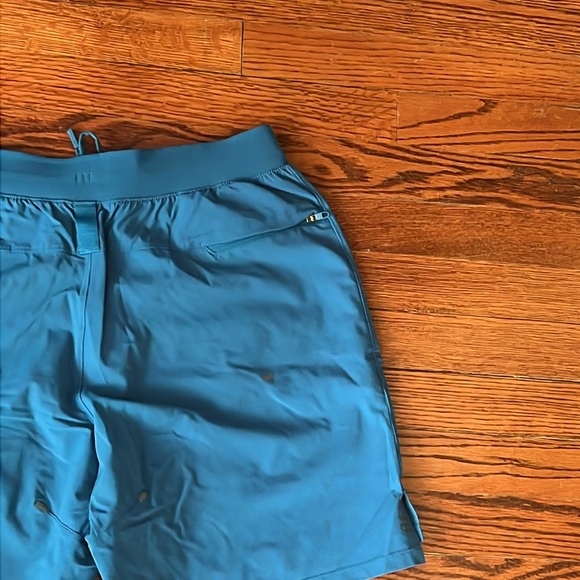 Lululemon men’s  license to train lined shorts medium size - Picture 7 of 14